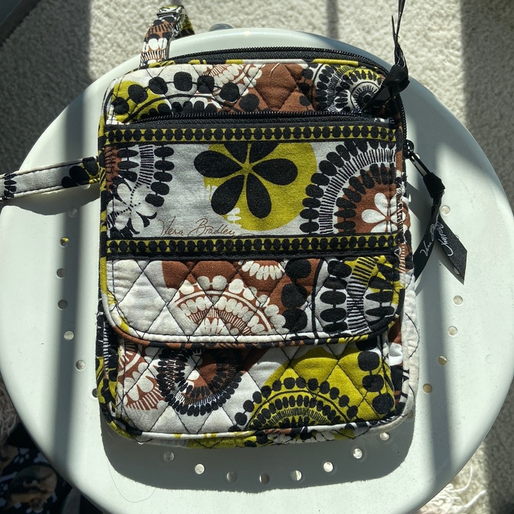 VERA BRADLEY CROSSBODY